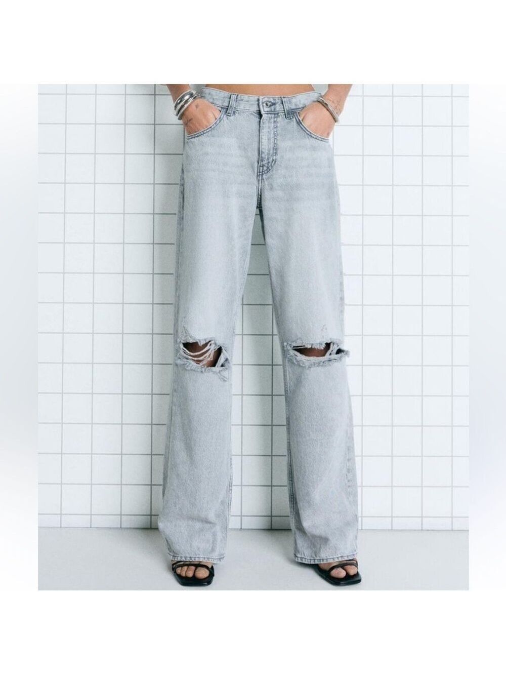 Design Lab Lord & Taylor Light Blue wide Leg Jeans distressed high waist size 31